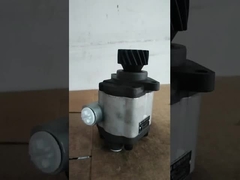 En stock OE DZ9100130030 Bomba de refuerzo de dirección para camión pesado Shaanqi