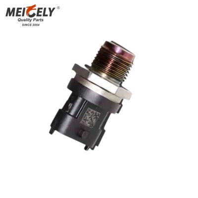 Sensor de presión de combustible genuino 0281002921 - Ajuste de grado OEM para vehículos RVI