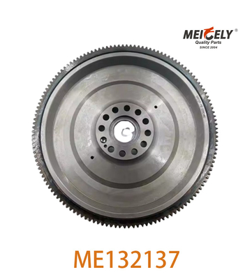 ME132137 Volante 6D16 6D17 para camiones MITSUBISHI FUSO