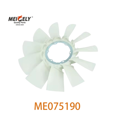 ME075190 Partes de repuesto de radiadores de ventilador de camión para CANTER