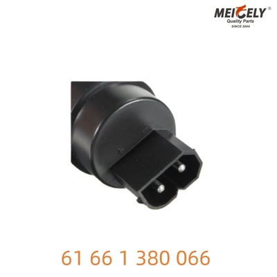 61 66 1 380 066 Bomba de agua de calidad superior diseñada exclusivamente para BMW